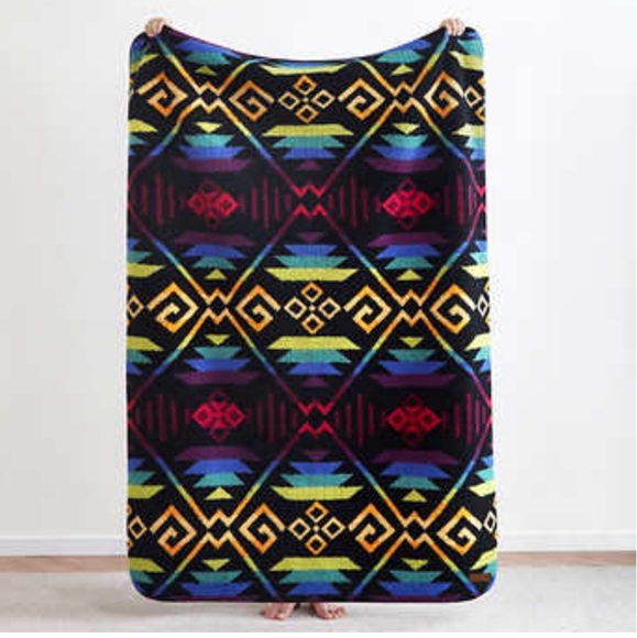 Pendleton Bedding Pendleton Sherpa Fleece Throw Black 5 In W X 70